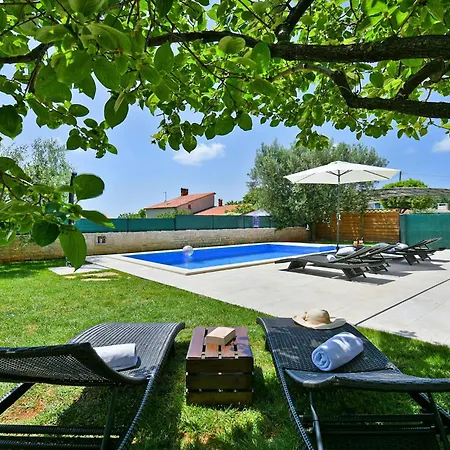 Awesome In Galižana